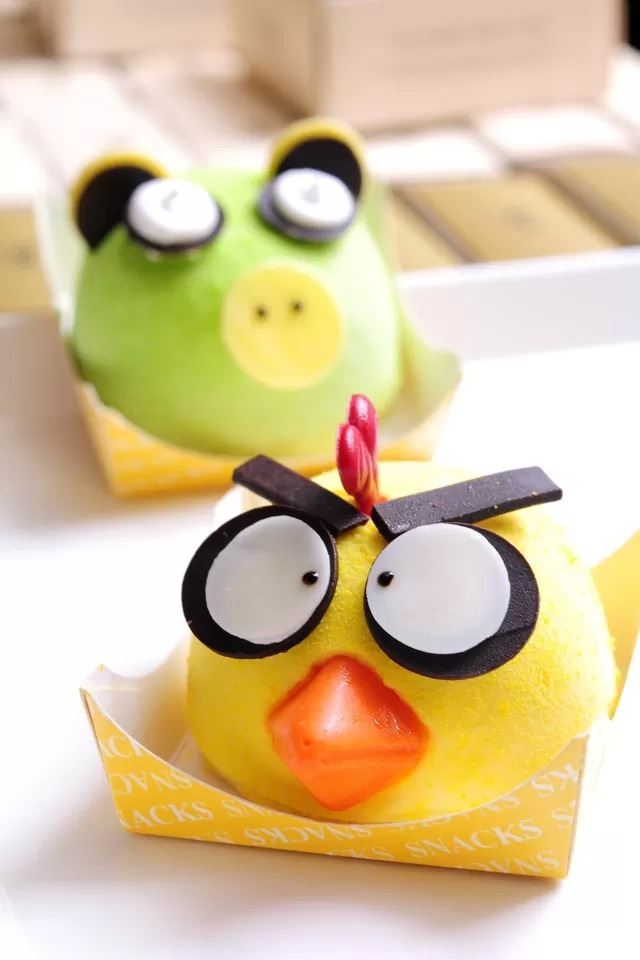 640x960 Angry Birds Desserts - game iPhone 4s Wallpaper