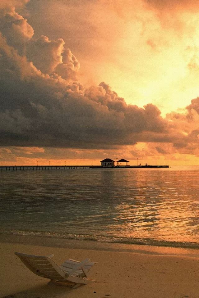 640x960 Sunset beach - beach iPhone 4s Wallpaper