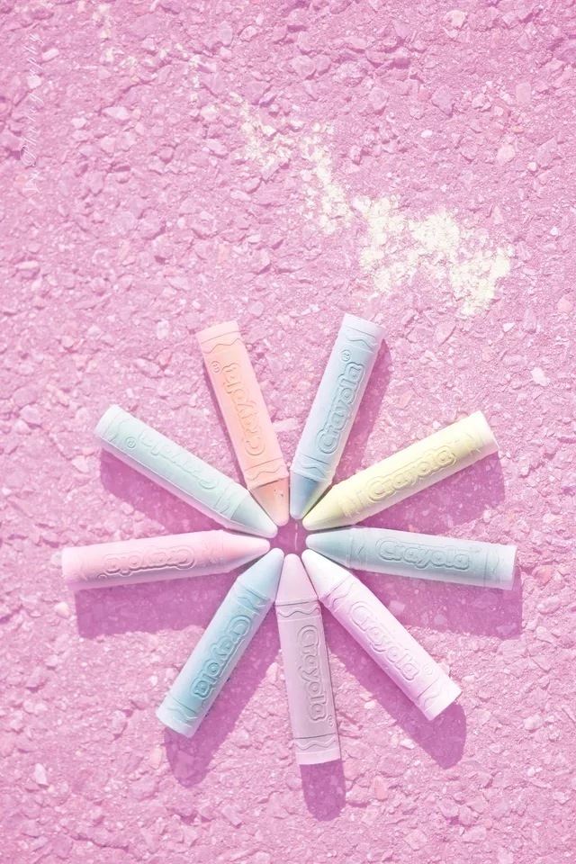 640x960 Pink Crayon -  iPhone 4s Wallpaper
