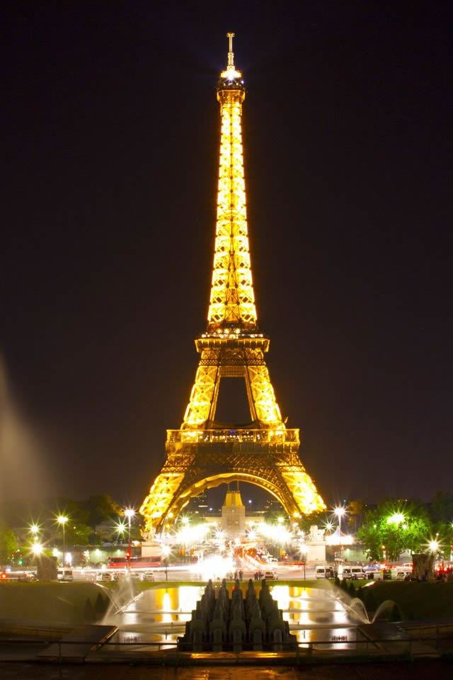 640x960 Eiffel Tower Paris Night - paris iPhone 4s Wallpaper