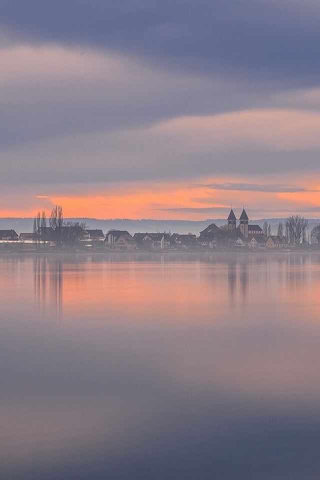 640x960 Misty River - misty iPhone 4s Wallpaper