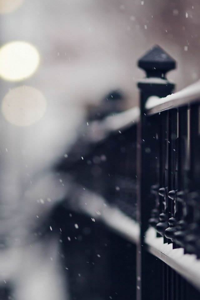 640x960 Snowy Iron Fence - fence iPhone 4s Wallpaper