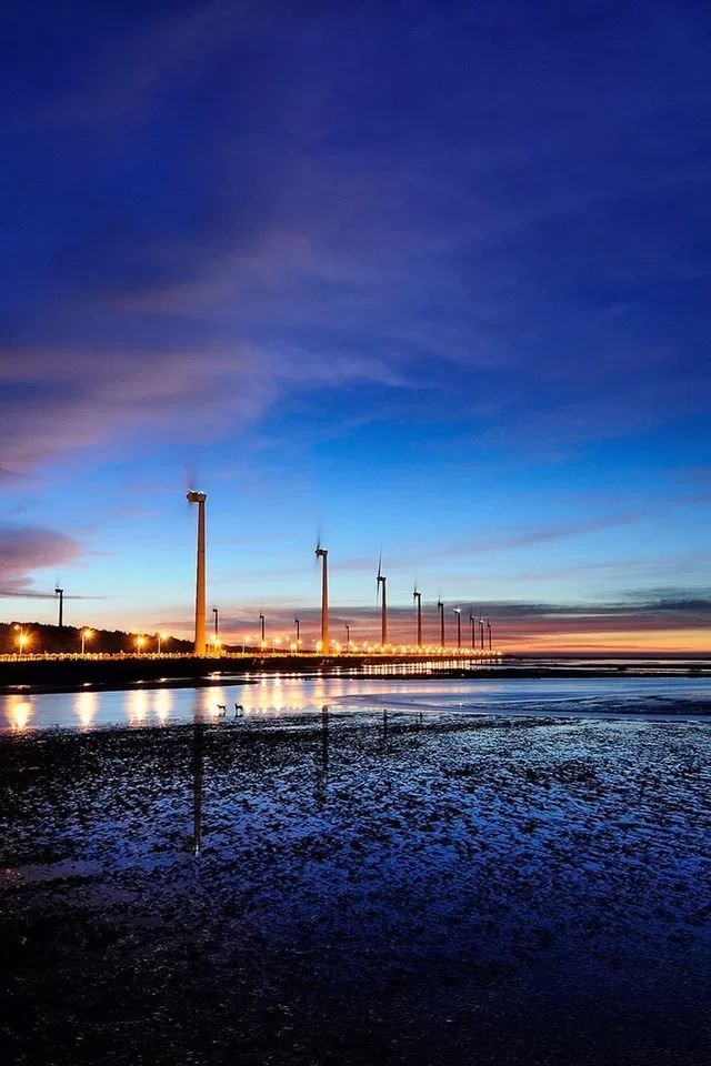 640x960 Seaside Sunset windmill - sunset iPhone 4s Wallpaper