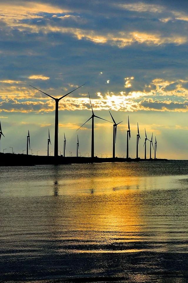 640x960 Seaside Sunset windmill - sunset iPhone 4s Wallpaper