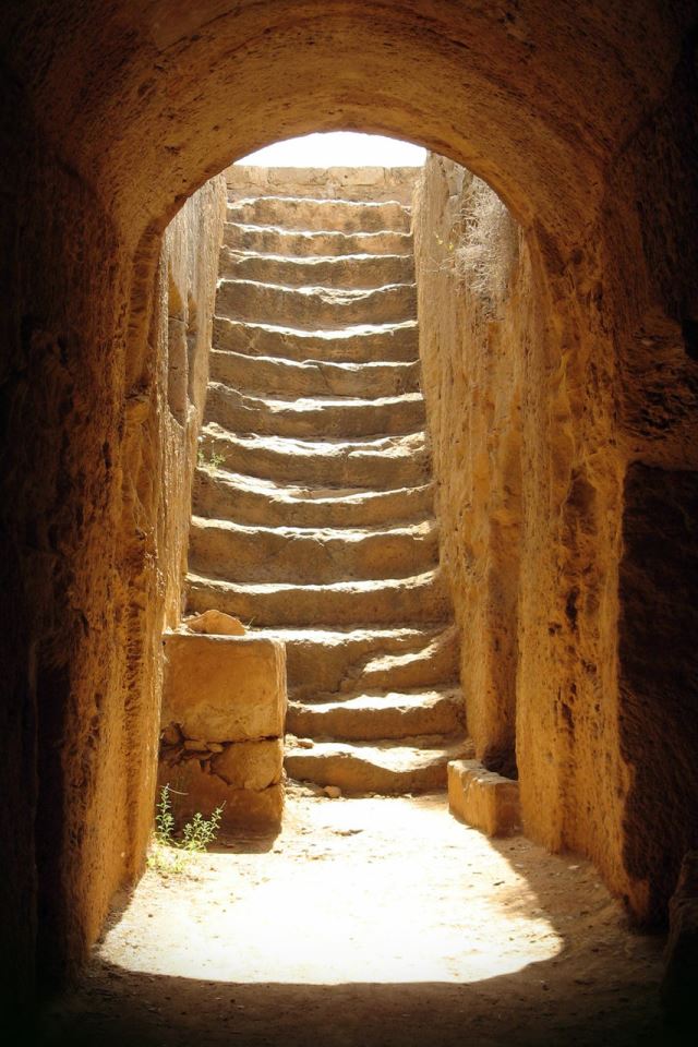 640x960 Tomb Of The Kings Paphos Cyprus - ancient iPhone 4s Wallpaper