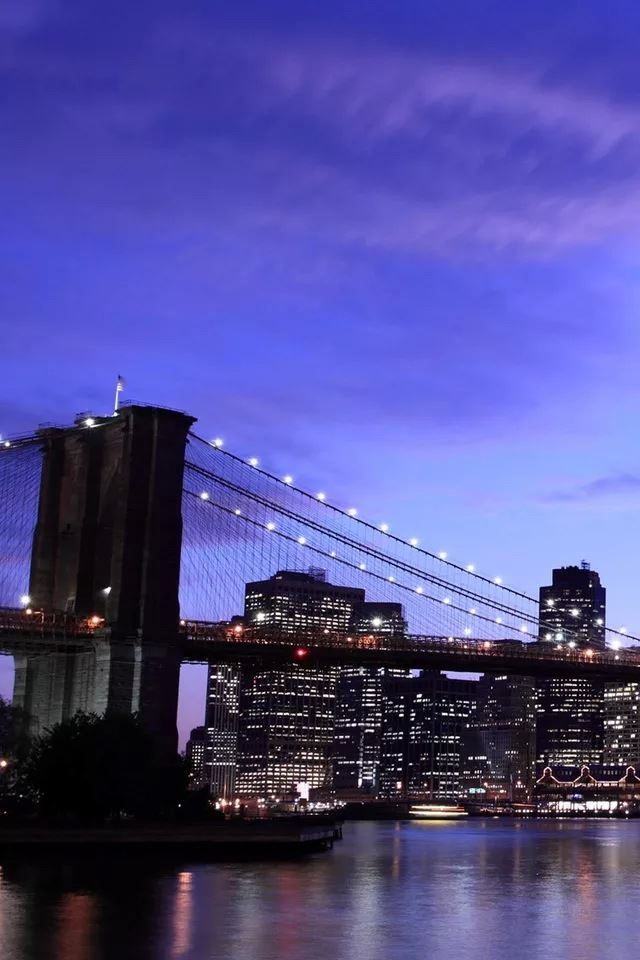 640x960 The bridge at night -  iPhone 4s Wallpaper