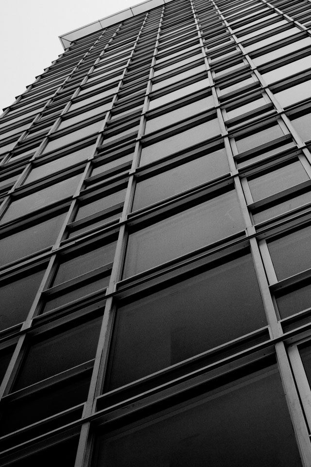 640x960 Glide  - background iPhone 4s Wallpaper