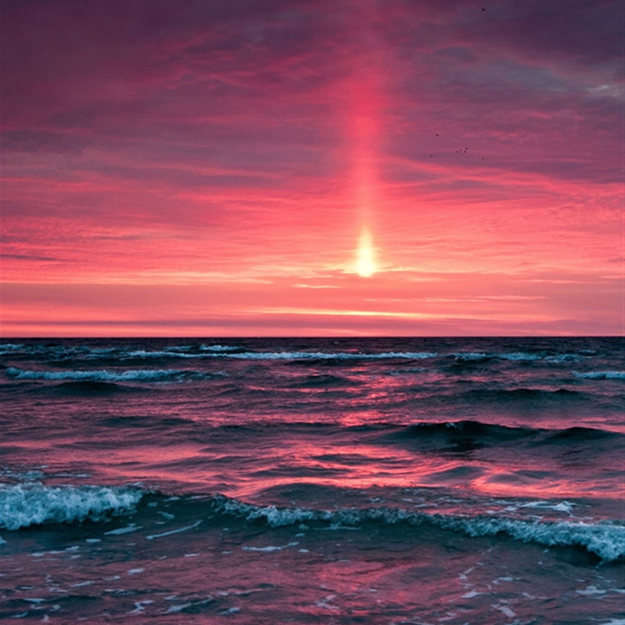 Sunrise Over Sea iPhone 4s wallpaper 