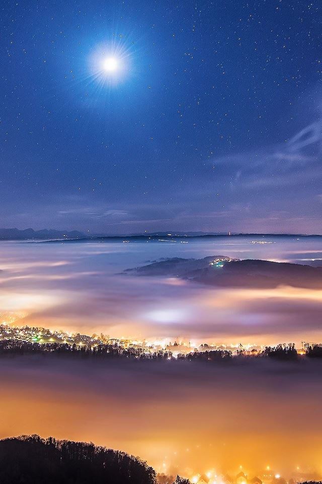 640x960 Foggy Town Under The Stars - brown iPhone 4s Wallpaper