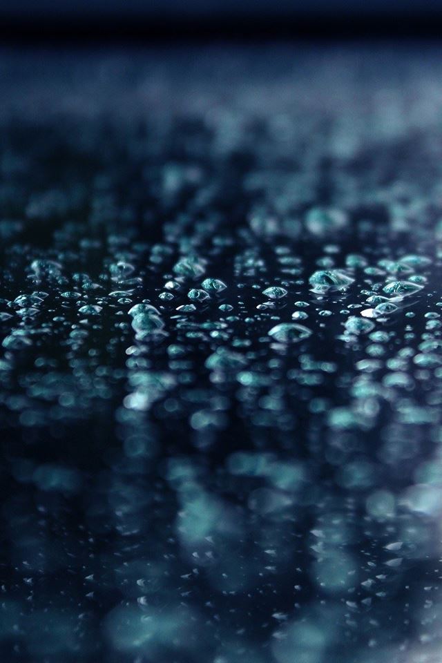 640x960 Macro Water Drops Blue Surface - macro iPhone 4s Wallpaper