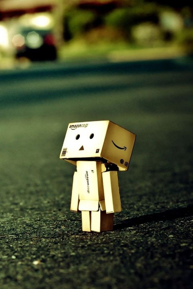 640x960 Lonely Dan Board Close Up - box iPhone 4s Wallpaper