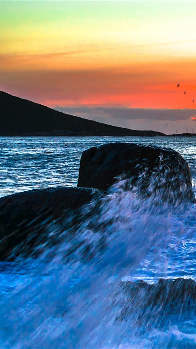 640x960 Nature Rock Surging Wave Sunset -  iPhone 4s Wallpaper