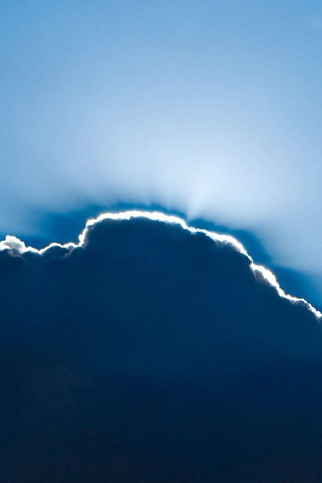 640x960 Sun Through Clouds - sunshine iPhone 4s Wallpaper