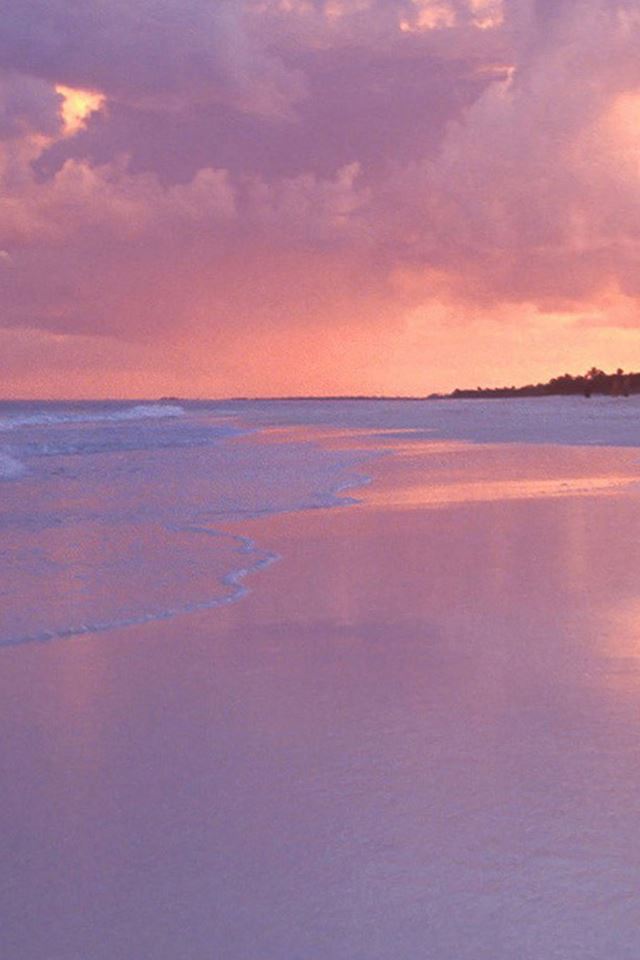 640x960 Dreamy Pink Beach Landscape - seaside iPhone 4s Wallpaper