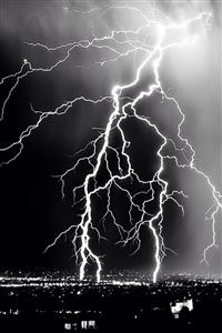 Summer White Lightening In Dark Sky wallpaper