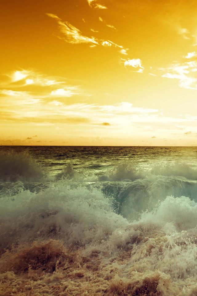 640x960 Twilight Spray Surging Ocean Landscape - ocean iPhone 4s Wallpaper