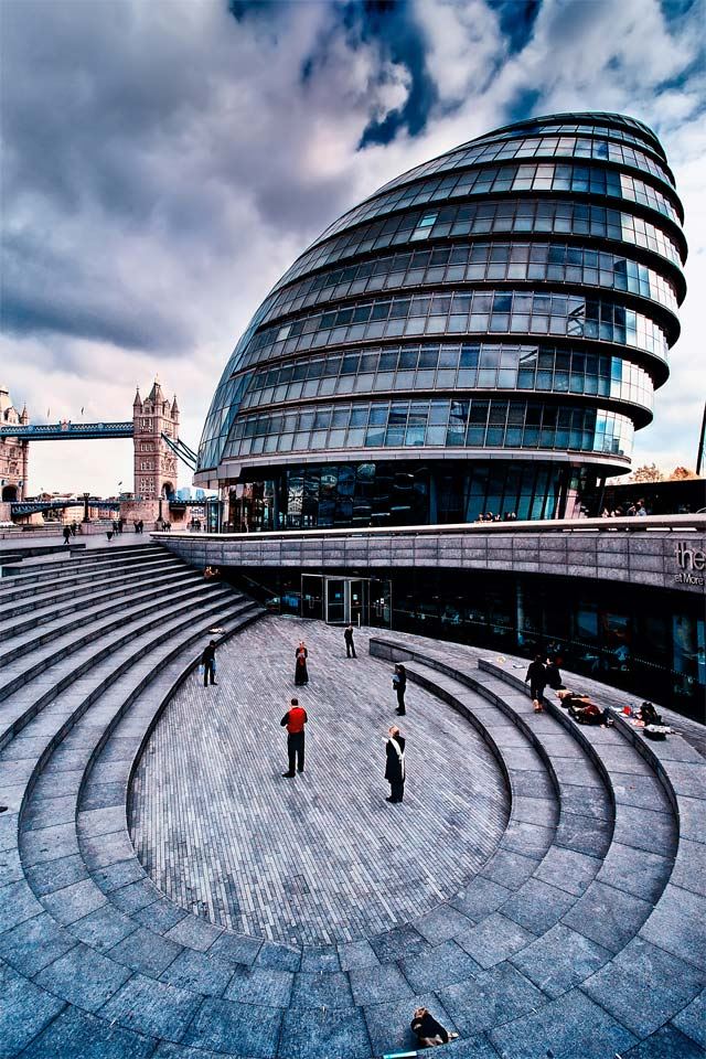 640x960 London City Hall -  iPhone 4s Wallpaper