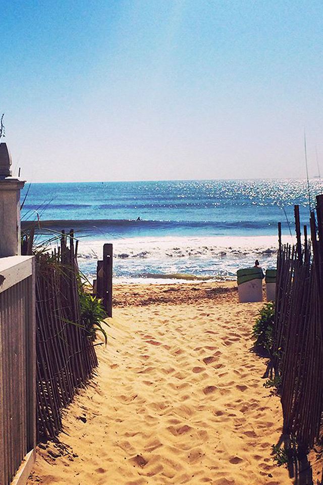 640x960 Way To Sea Sand Ocean Beach Nature - fence iPhone 4s Wallpaper