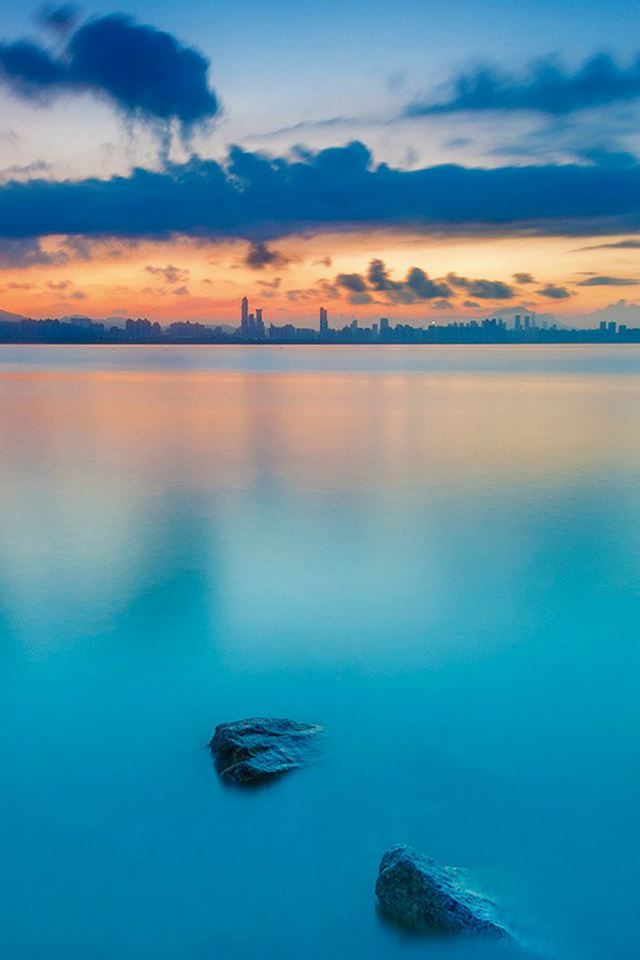 640x960 City View River Lake Blue Sunset Nature - calm iPhone 4s Wallpaper