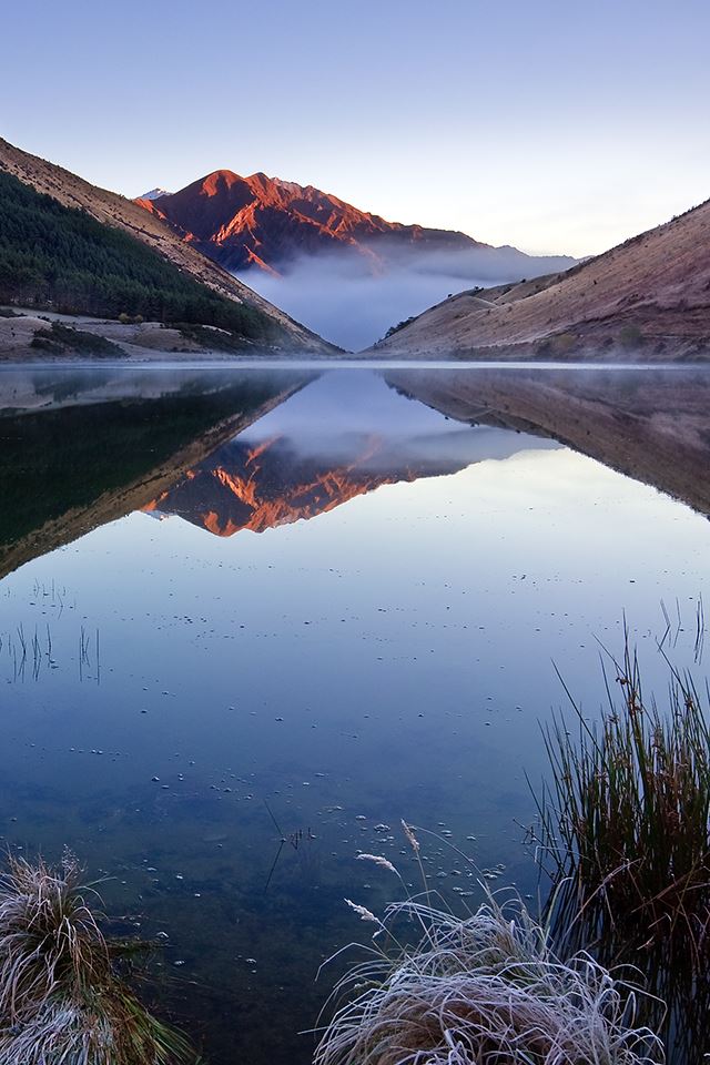 640x960 Calm Lake -  iPhone 4s Wallpaper