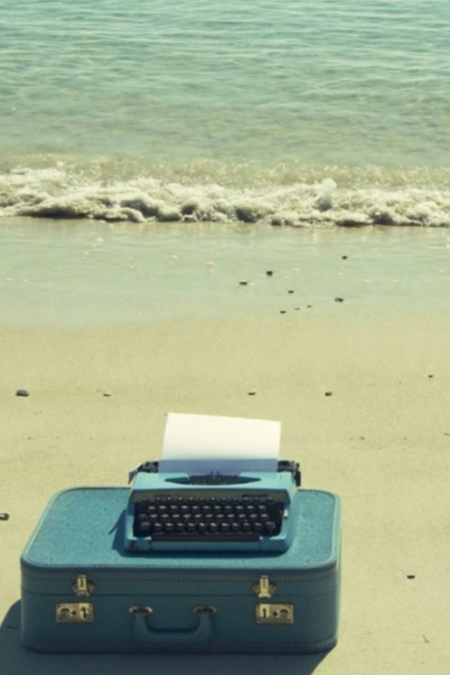 640x960 Cyan Ocean Beach Retro Suitcase Printing Fax - brown iPhone 4s Wallpaper