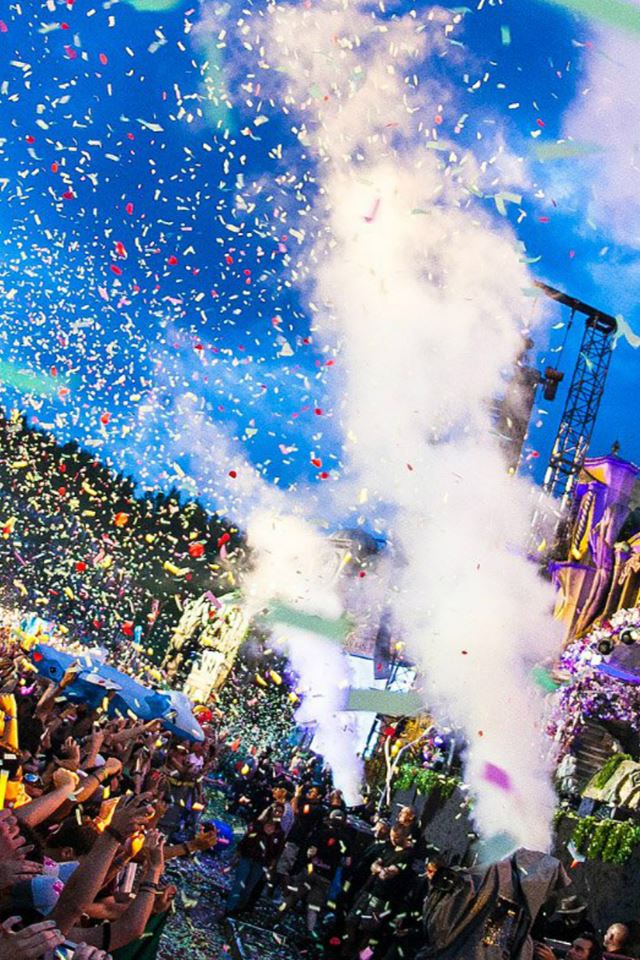640x960 Tomorrowland Festival Concert Confetti - lively iPhone 4s Wallpaper