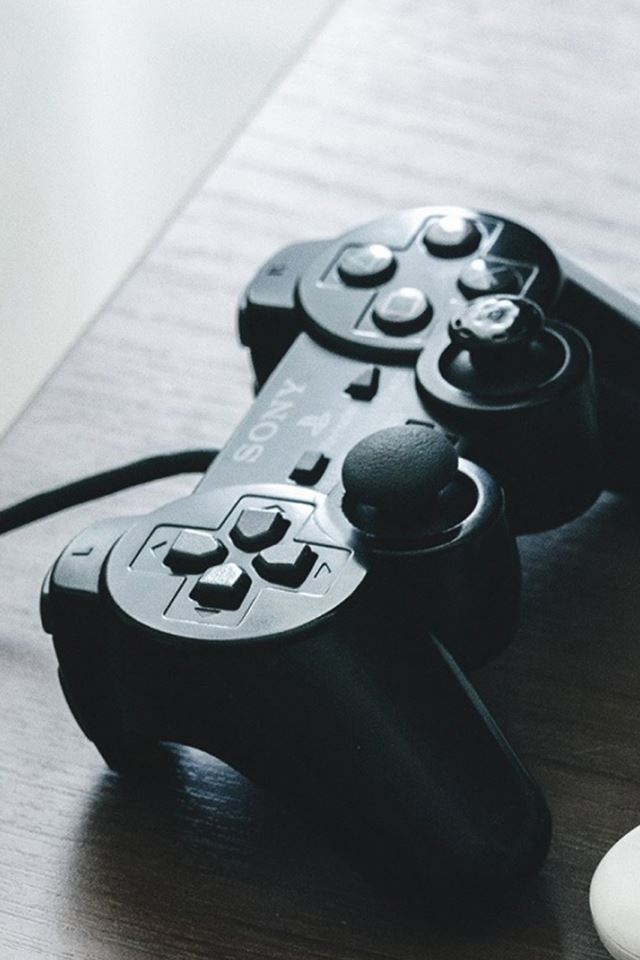 640x960 Sony Playstation Controller - play iPhone 4s Wallpaper