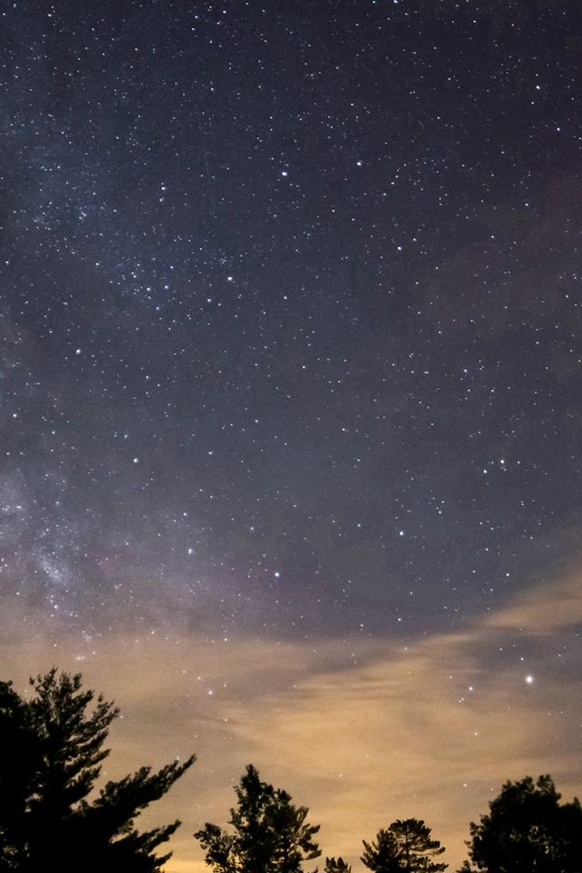 640x960 Sky Night Star Dark Mountain Cloud Shadow - black iPhone 4s Wallpaper