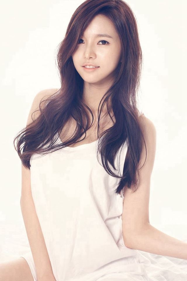 640x960 Jei Fiestar Sexy Sweety Bed Girl -  iPhone 4s Wallpaper