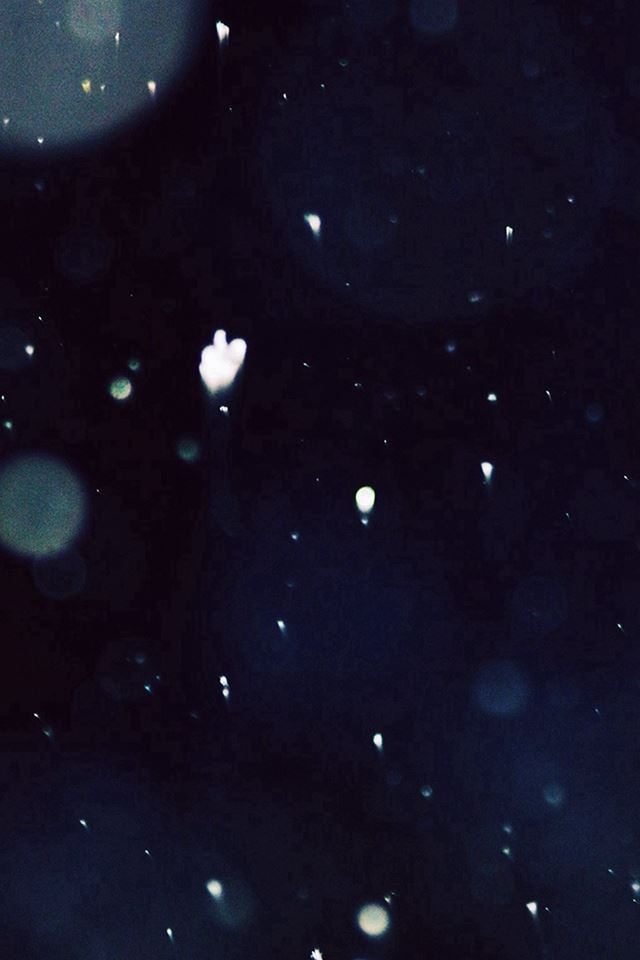 640x960 Snow Falling Dark Nature Pattern - snowflake iPhone 4s Wallpaper