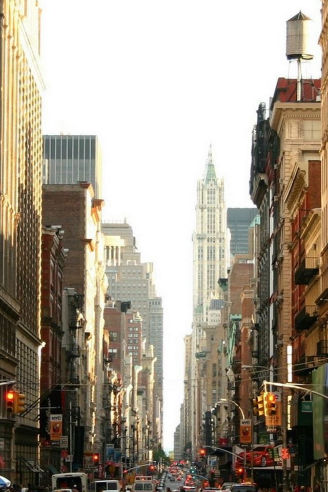 640x960 Manhattan Busy Street - orange iPhone 4s Wallpaper