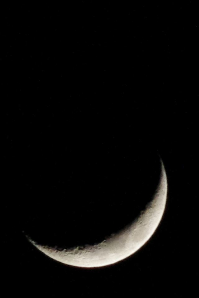Pure Moonlight Dark Night Sky View iPhone 4s wallpaper 