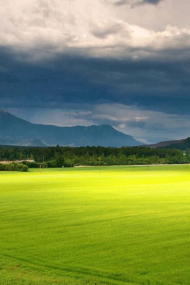 640x960 Nature Fresh Grassland Hill Landscape Scenery - cyan iPhone 4s Wallpaper