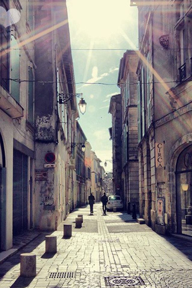 640x960 Retro Street Scnery - sunshine iPhone 4s Wallpaper