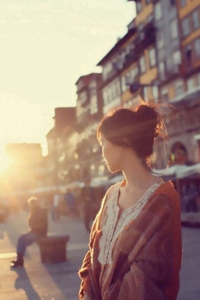 640x960 Street Sunshine Aesthetic Beside Face - sunset iPhone 4s Wallpaper