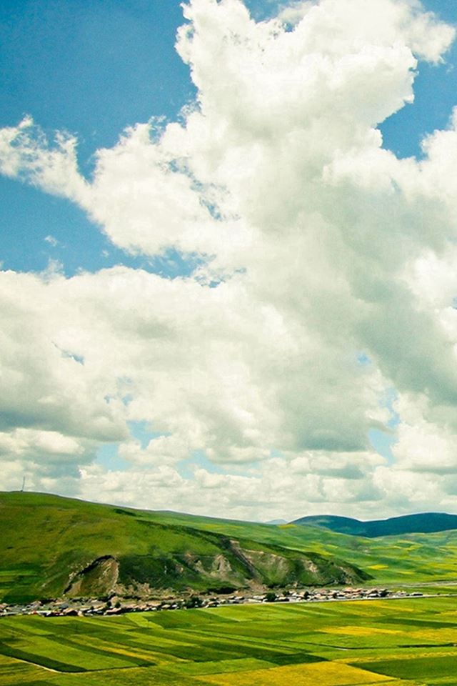 640x960 Nature Clouds Hill Terraces - clouds iPhone 4s Wallpaper
