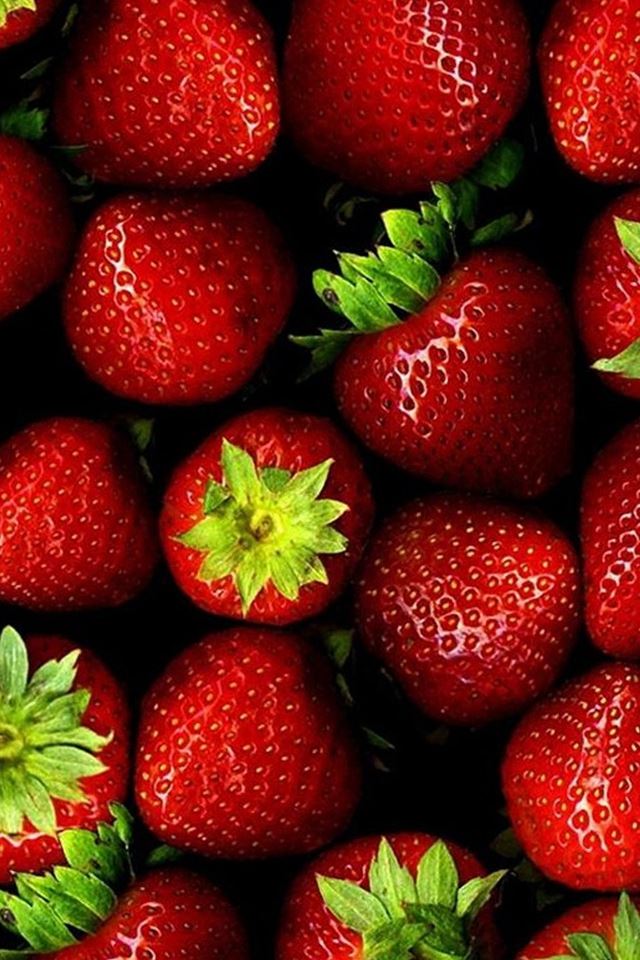 Nature Fresh Strawberry Stack iPhone 4s wallpaper 