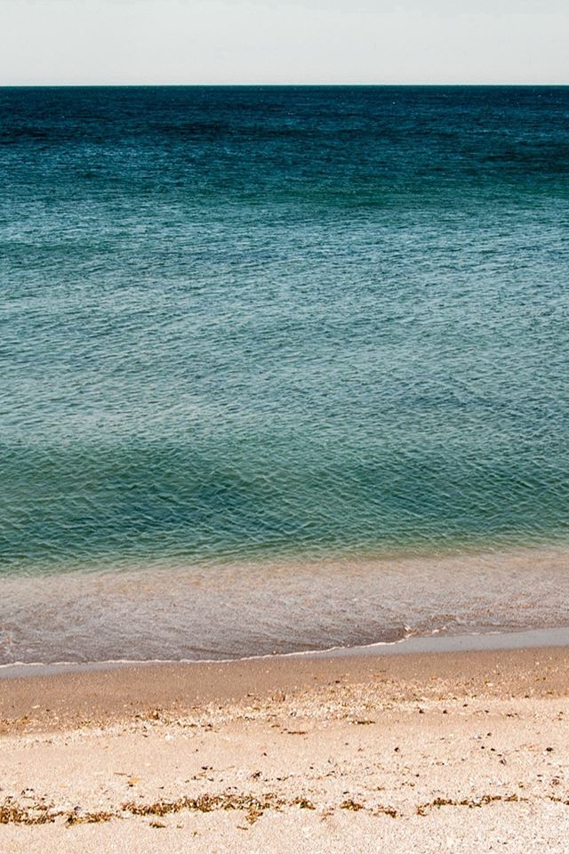 640x960 Ocean Sea Beach Green Water Ocean Sea Beach Green Water -  iPhone 4s Wallpaper