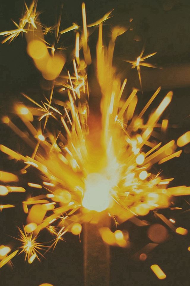 640x960 Firework Light Bokeh Party - firework iPhone 4s Wallpaper