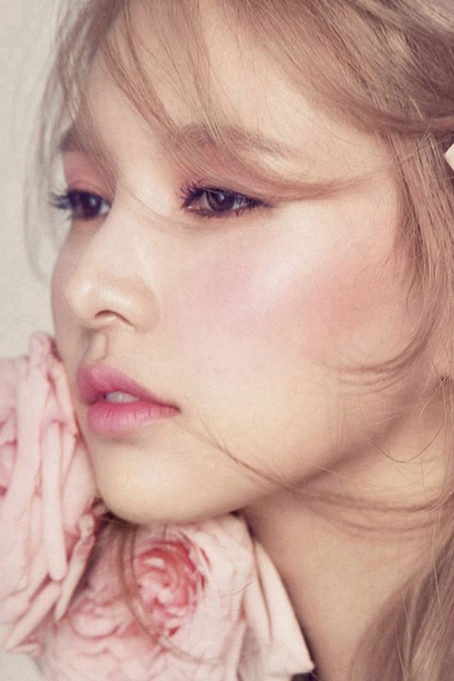 640x960 Flower Pink Kpop Girl -  iPhone 4s Wallpaper