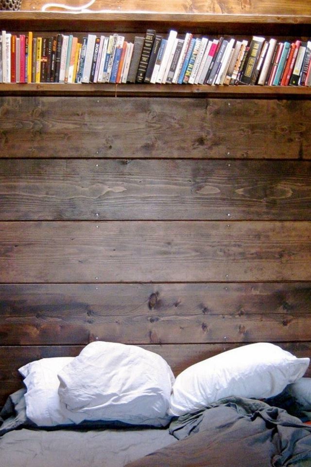 640x960 Bed Reading Spot Book Shelf - book iPhone 4s Wallpaper