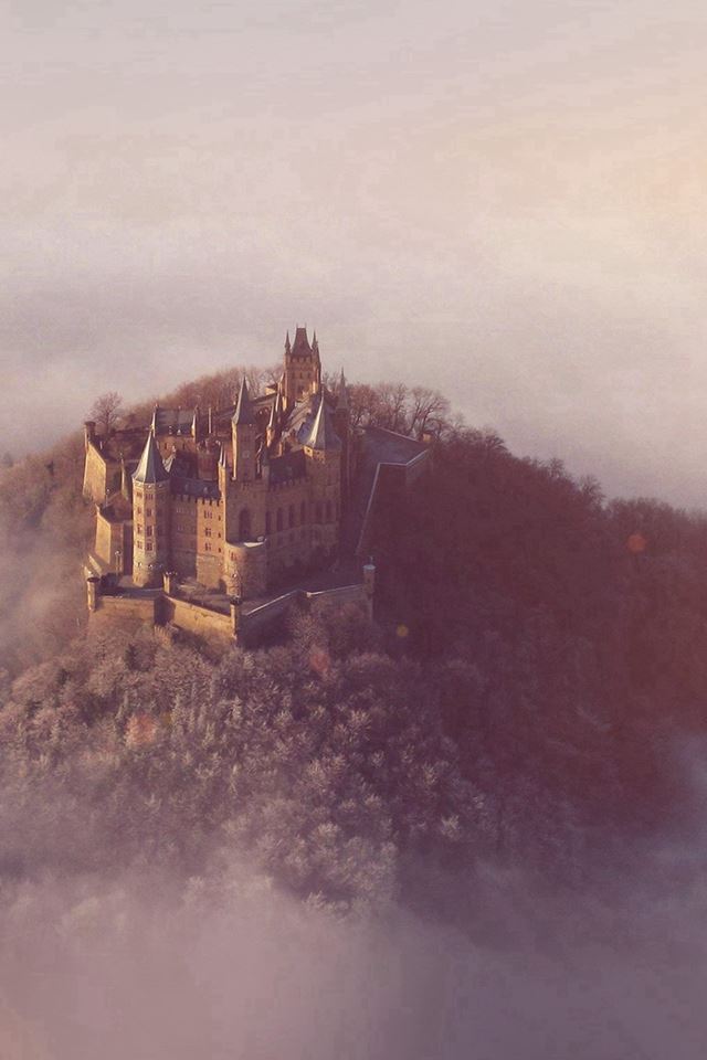 640x960 Castle Sky Cloud Dream Fantasy Art Nature Flare -  iPhone 4s Wallpaper