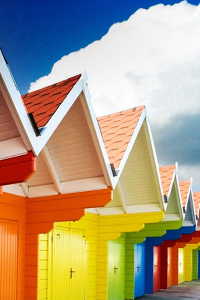 640x960 Sunny Clouds Colorful Log Cabin - cute iPhone 4s Wallpaper