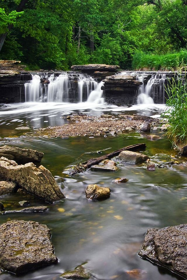 640x960 Babbling Brook -  iPhone 4s Wallpaper