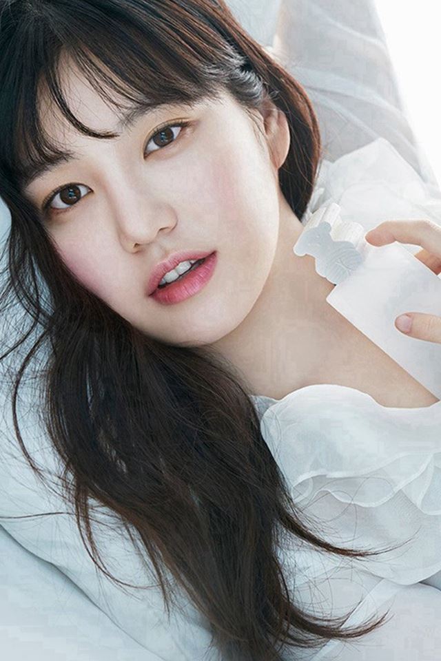 640x960 Yoobi Kpop White Girl - beauty iPhone 4s Wallpaper