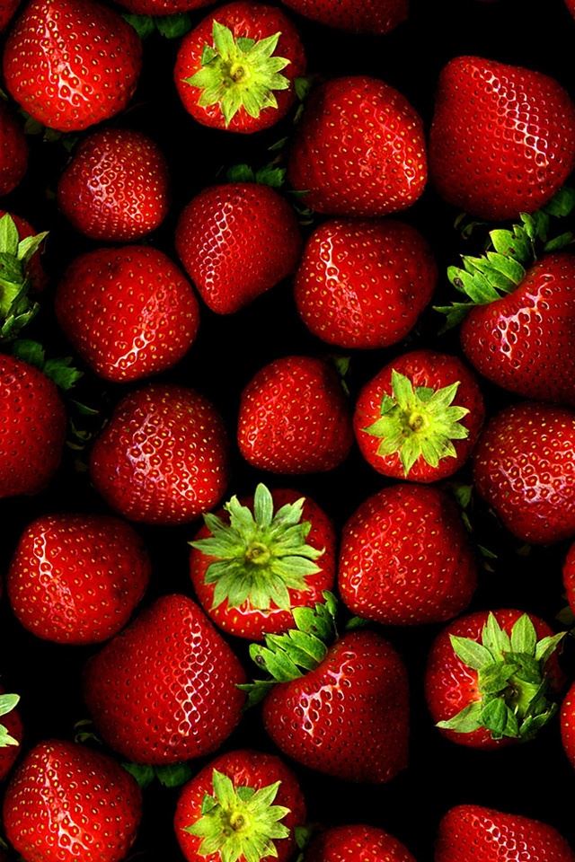 640x960 Strawberries -  iPhone 4s Wallpaper