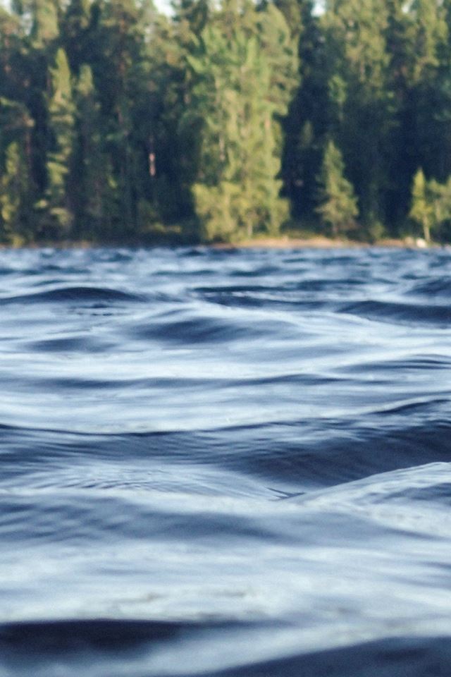 640x960 River Water Mountain Blue Summer Nature - green iPhone 4s Wallpaper