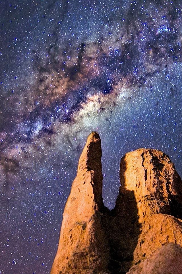 640x960 Space Star Night Mountain Nature - nature iPhone 4s Wallpaper