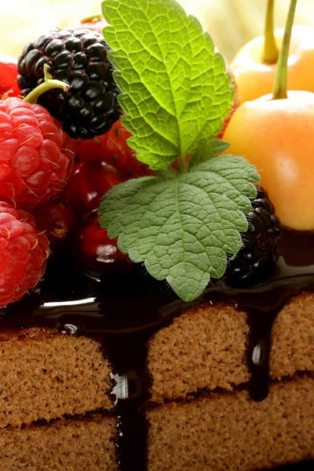 640x960 Cake Chocolate Frosting Berries Cherries Raspberries Currants Blackberries Mint Sweet Dessert -  iPhone 4s Wallpaper