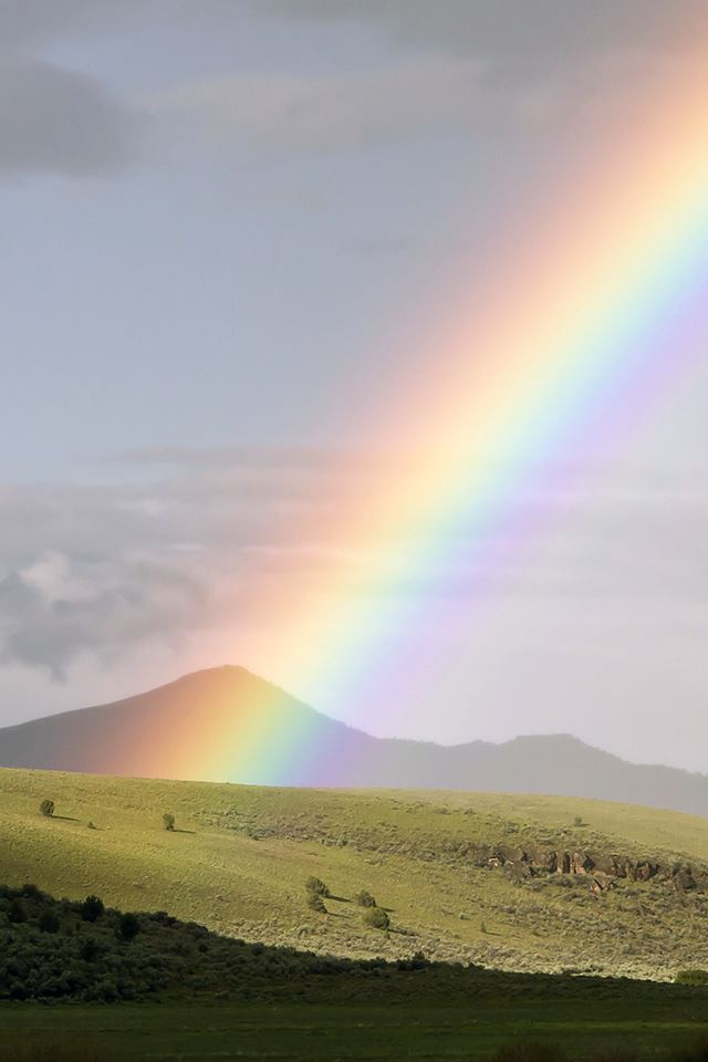 640x960 Perfect Rainbow - mountain iPhone 4s Wallpaper